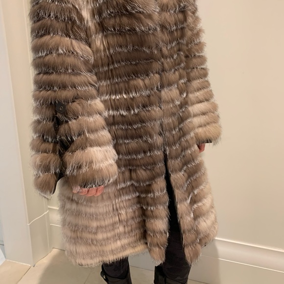 Fox fur jacket. - Picture 6 of 7